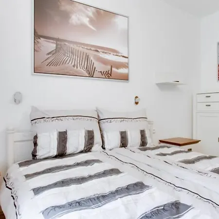 Luxury & Quiet Charming 2Bds Near River - Nek2Nd Prague Exterior photo