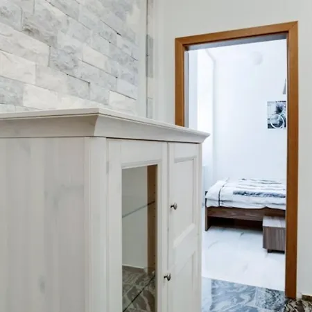 Luxury & Quiet Charming 2Bds Near River - Nek2Nd Prague Exterior photo